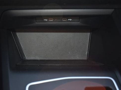 Used 2022 Volkswagen GTI SE FWD image 29