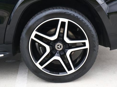 Used 2018 Mercedes-Benz GLS 550 4MATIC image 9