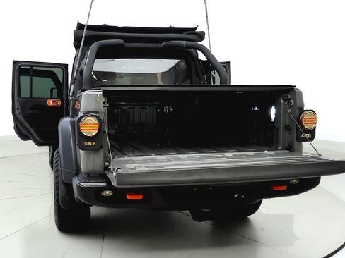 Used 2021 Jeep Gladiator Mojave AWD/4WD image 13