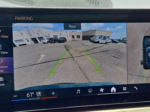 Used 2025 BMW X7 xDrive40i w/ Parking Assistance Package AWD/4WD image 18