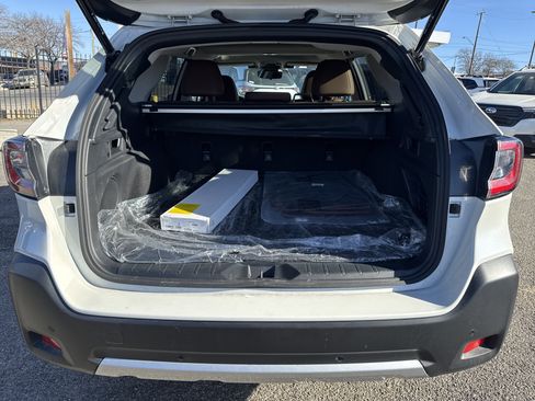 Certified 2025 Subaru Outback Touring XT image 30