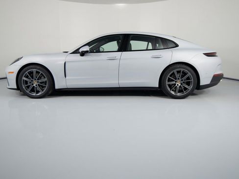 New 2026 Porsche Panamera 4 image 2