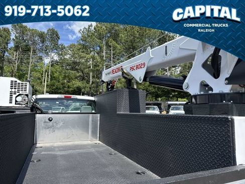 New 2024 Ford F550 4x4 Regular Cab Super Duty image 18