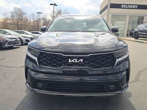 Used 2022 Kia Sorento SX w/ Panoramic Sunroof Package image 8
