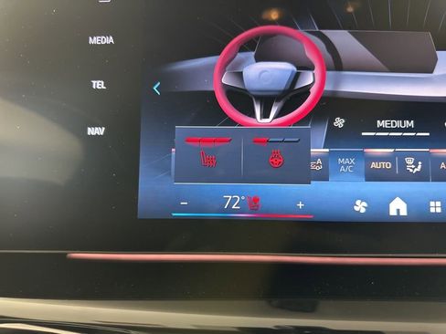 New 2026 BMW X2 xDrive28i w/ M Sport Package image 17