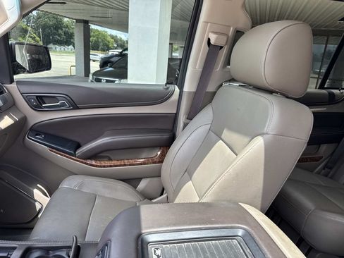 Used 2020 Chevrolet Tahoe Premier RWD image 37