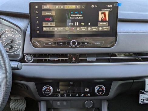 New 2025 Mitsubishi Outlander ES image 18