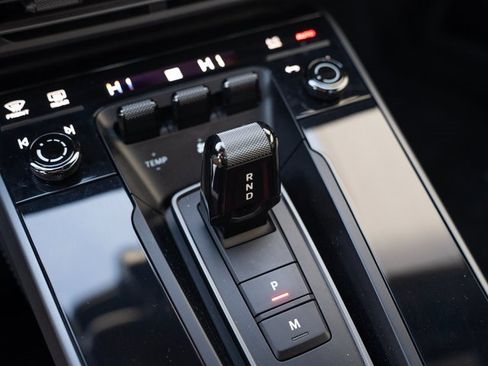 Certified 2021 Porsche 911 Carrera 4S image 27