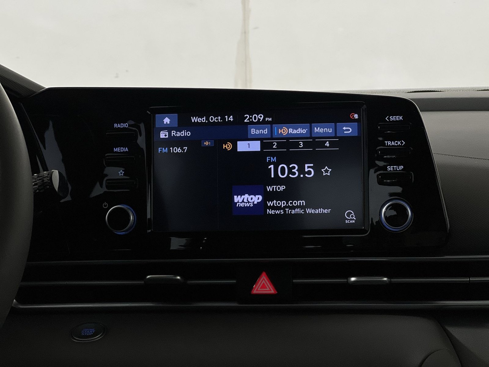 Used 2022 Hyundai Elantra SEL w/ Convenience Package FWD image 15