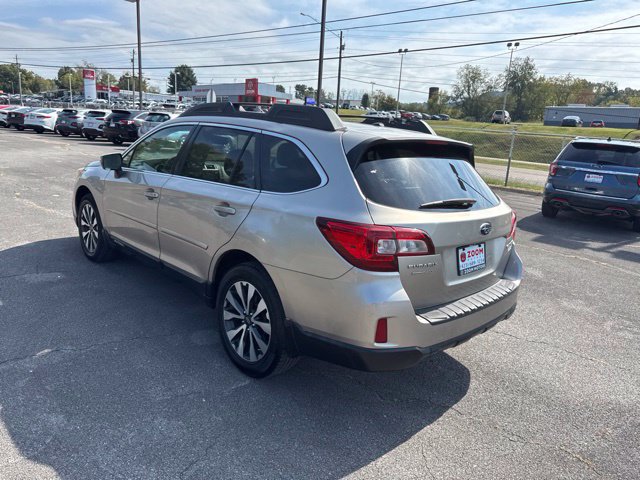 Used 2015 Subaru Outback 2.5i Limited AWD/4WD image 6