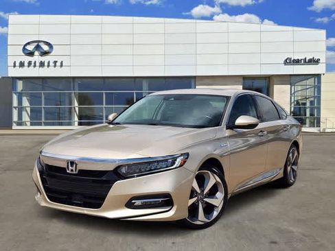 Used 2018 Honda Accord Touring image 1