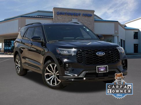 Used 2025 Ford Explorer ST-Line RWD image 1
