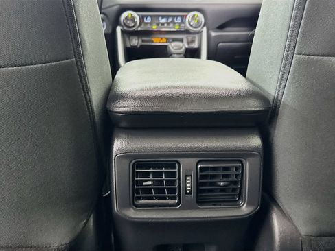 Used 2021 Toyota RAV4 XLE w/ Convenience Package AWD/4WD image 30