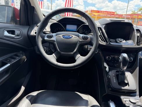 Used 2015 Ford Escape Titanium w/ Equipment Group 301A FWD image 11