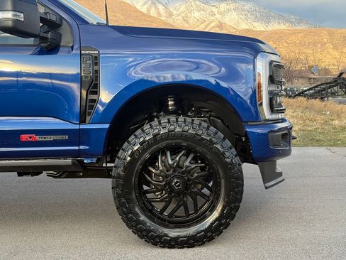 Used 2026 Ford F350 Platinum image 3