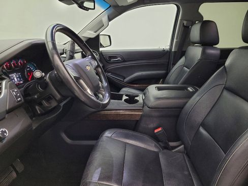 Used 2018 Chevrolet Tahoe LT image 17