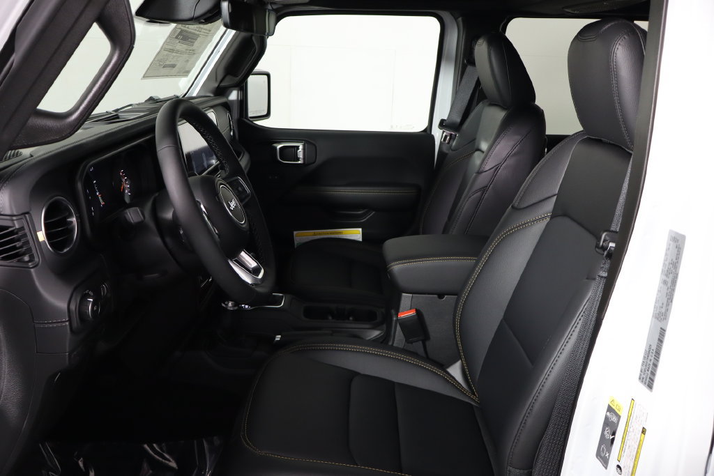 New 2027 Jeep Wrangler Unlimited Sahara AWD/4WD image 14