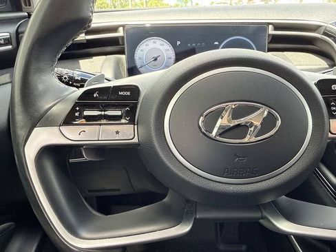 Used 2023 Hyundai Tucson Limited w/ Cargo Package AWD/4WD image 15