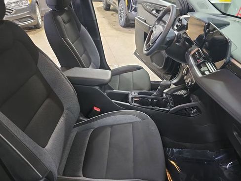 Used 2024 Chevrolet TrailBlazer LT w/ Driver Confidence Package image 10