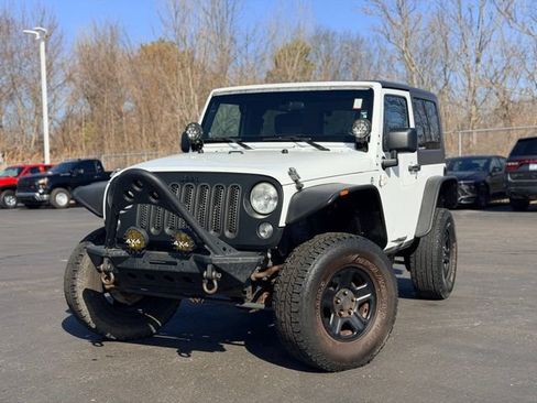 Used 2014 Jeep Wrangler Sport AWD/4WD image 2