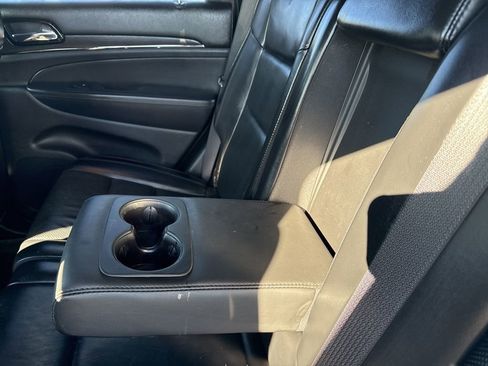 Used 2019 Jeep Grand Cherokee High Altitude image 28