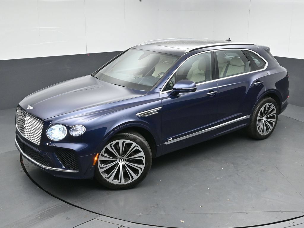 Used 2021 Bentley Bentayga AWD/4WD image 46
