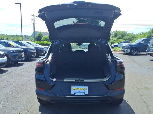 Used 2026 Chevrolet Equinox EV LT w/ Comfort Package AWD/4WD image 7