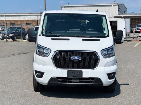Used 2023 Ford Transit 350 XLT RWD image 5