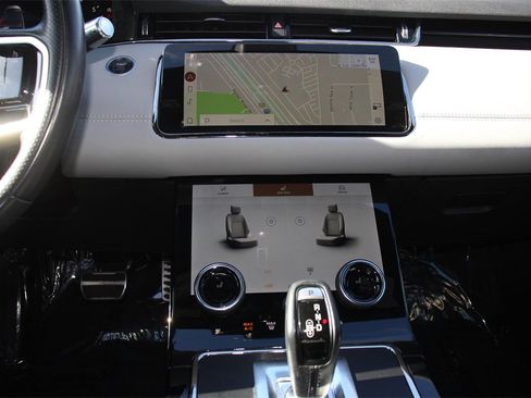 Used 2022 Land Rover Range Rover Evoque R-Dynamic S image 16