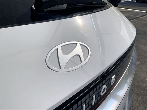 Used 2025 Hyundai Ioniq 5 Limited image 30