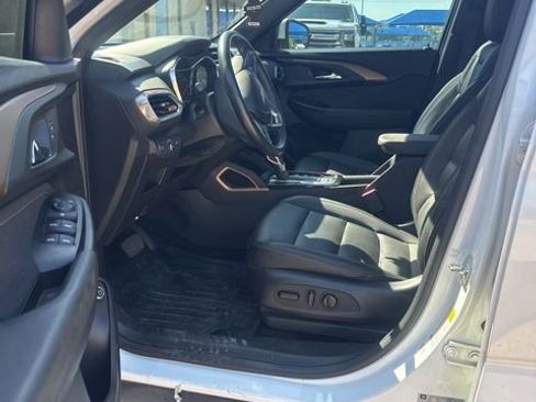 Used 2022 Chevrolet TrailBlazer ACTIV w/ Sun and Liftgate Package image 6