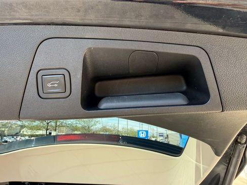 Used 2019 Buick Envision Premium image 35