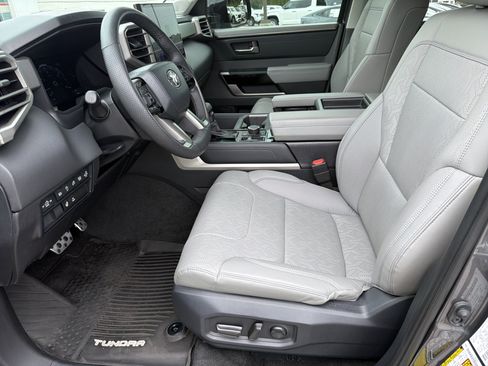 Used 2024 Toyota Tundra Limited w/ TRD Off-Road Package AWD/4WD image 19