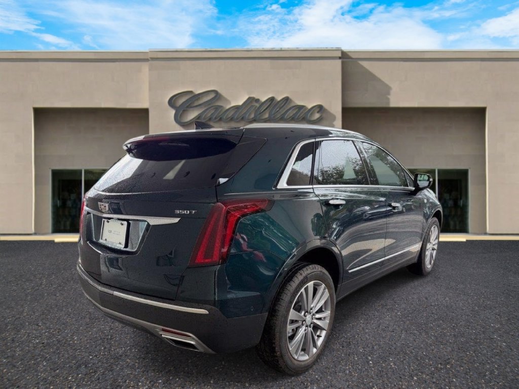 Used 2026 Cadillac XT5 Premium Luxury w/ Driver Assist Package FWD image 3
