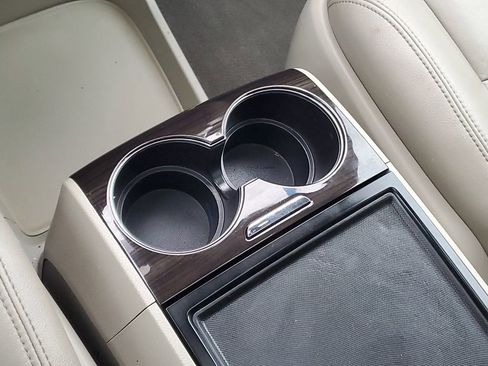 Used 2019 Toyota Sienna XLE Premium image 26