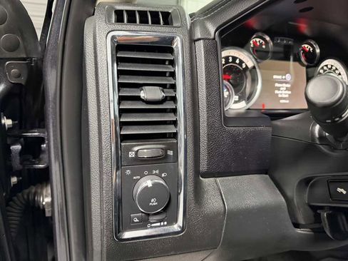 Used 2015 RAM 3500 Laramie AWD/4WD image 18