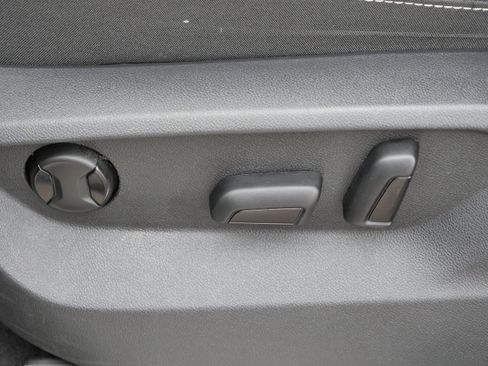 Certified 2023 Volkswagen Atlas SE w/ Black Wheel Package AWD/4WD image 20