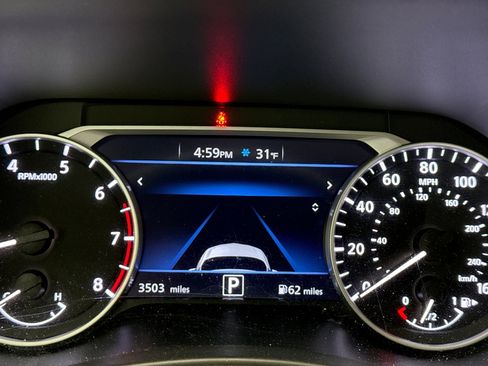 Used 2022 Nissan Sentra SV w/ All-Weather Package image 9