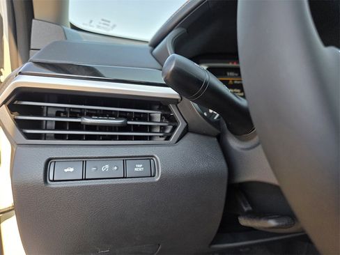 New 2025 Nissan Altima 2.5 SR w/ SR Premium Package image 17