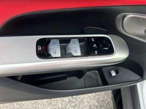 Used 2024 Mercedes-Benz GLC 43 AMG 4MATIC image 13