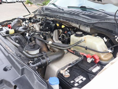 Used 2019 Ford F250 XL w/ STX Appearance Package image 12