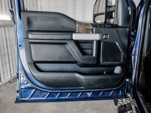 Used 2019 Ford F250 Lariat w/ Lariat Ultimate Package image 43