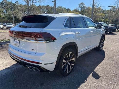 New 2026 Volkswagen Atlas Cross Sport SEL Premium R-Line AWD/4WD image 6