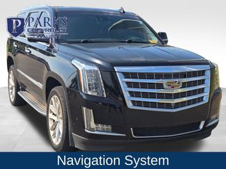 Used 2019 Cadillac Escalade Luxury w/ LPO, Radiant Package AWD/4WD video 1