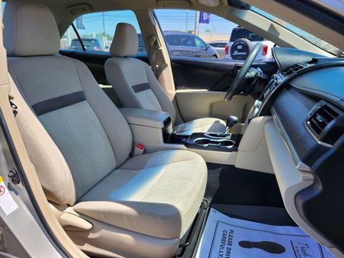 Used 2013 Toyota Camry LE FWD image 27