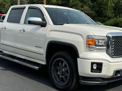 Used 2014 GMC Sierra 1500 Denali image 11