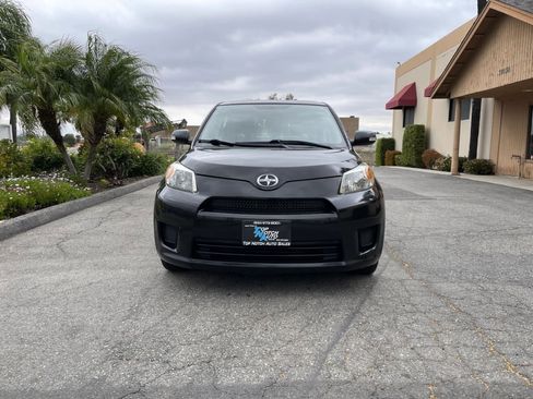 Used 2008 Scion xD image 2