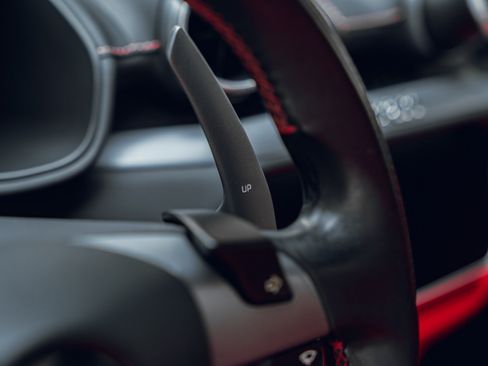 Used 2019 Ferrari Portofino RWD image 36