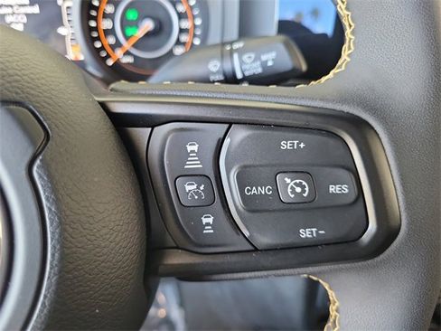 Used 2024 Jeep Wrangler Sport S image 30