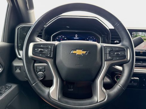 Used 2025 Chevrolet Silverado 2500 LT w/ Convenience Package AWD/4WD image 28